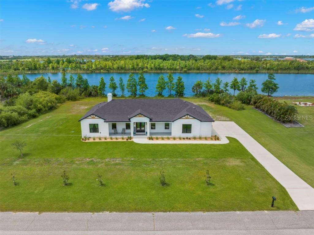 3070 Smilodon Tr., Ruskin, FL 33570