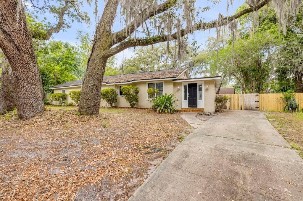 110 E Lauren Ct., Fern Park, FL 32730