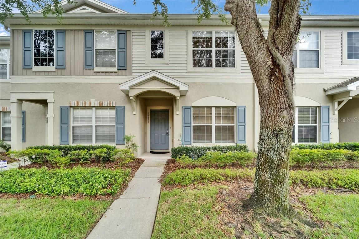 15855 Fishhawk View Dr., Lithia, FL 33547