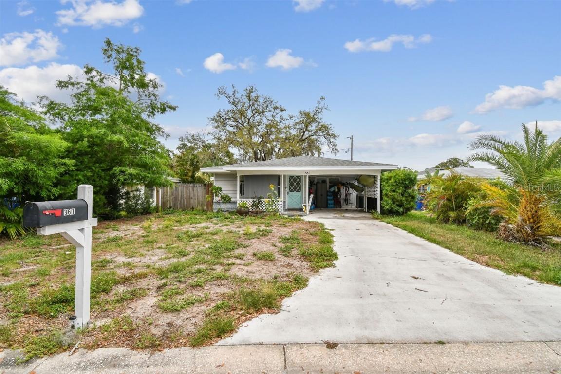 361 Colonial Ct., Dunedin, FL 34698