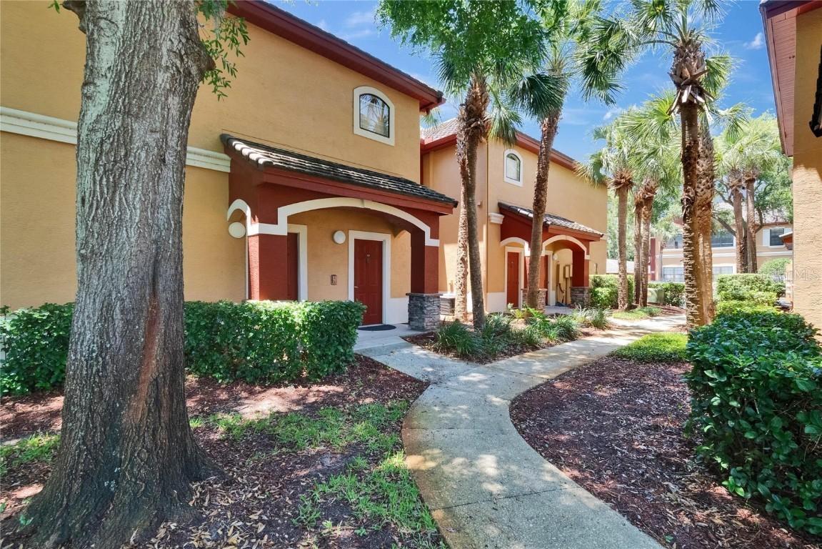 2220 Chianti Pl. #8-0828, Palm Harbor, FL 34683
