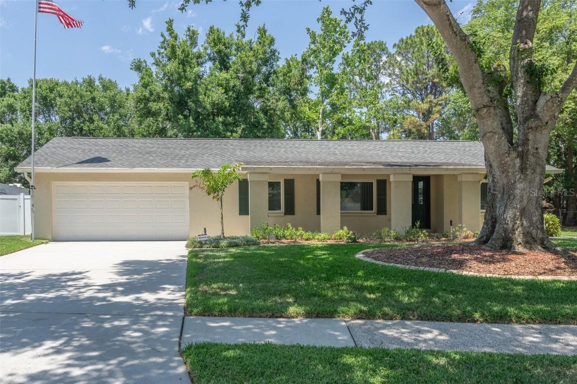 606 Brentwood Pl., Brandon, FL 33511