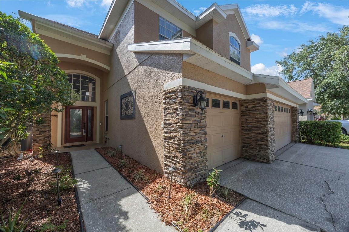 17809 Sandpine Trace Way, Tampa, FL 33647