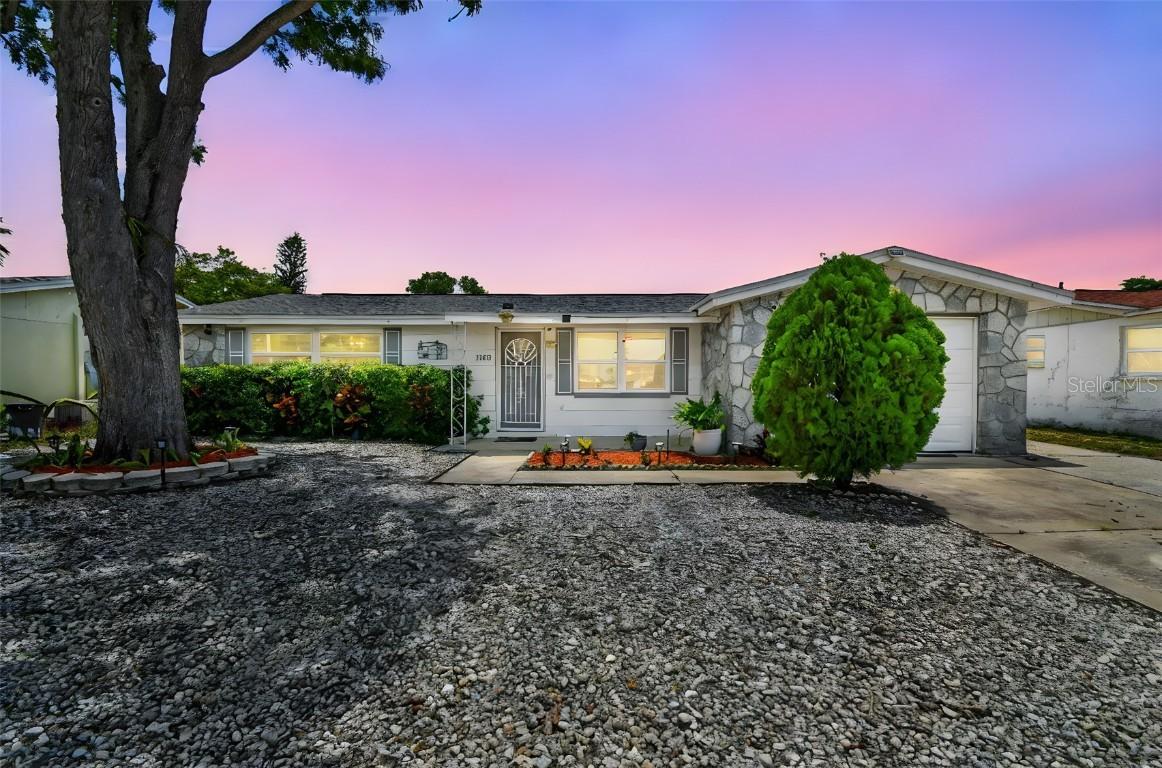 1150 Grand Blvd., Holiday, FL 34690