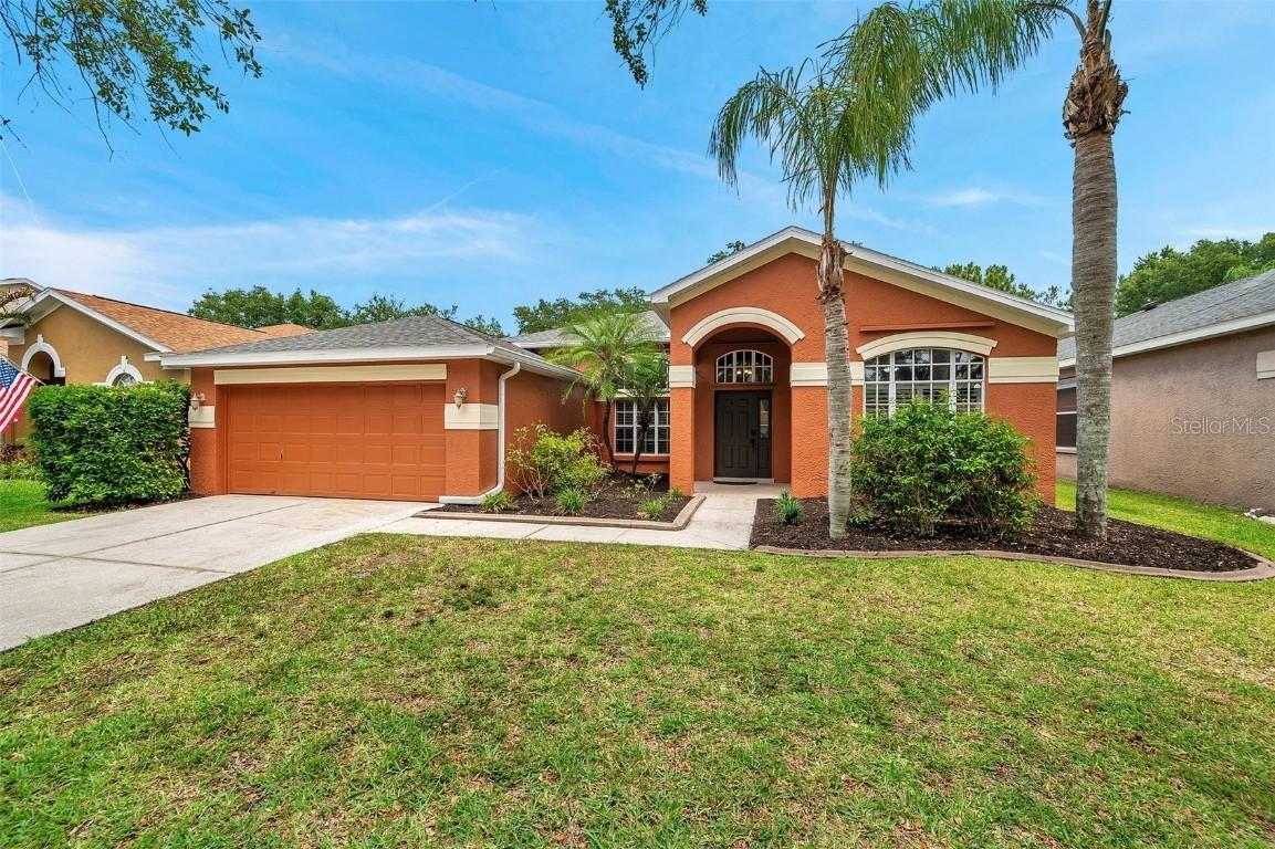 19156 Dove Creek Dr., Tampa, FL 33647