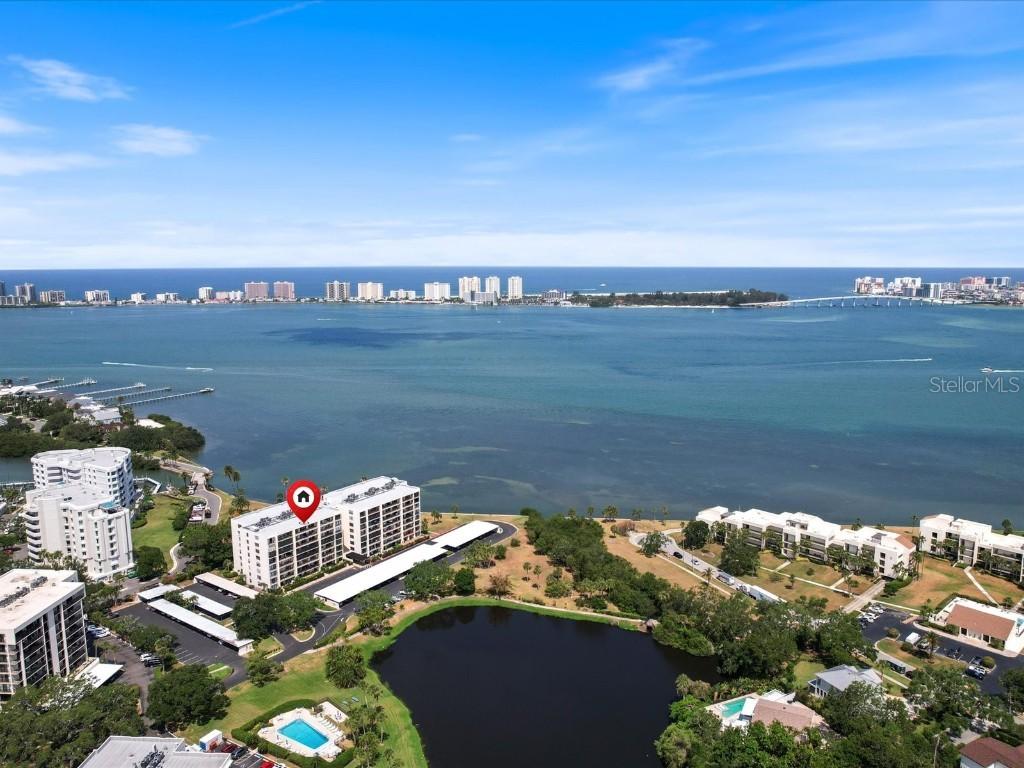 100 Oakmont Ln. #305, Belleair, FL 33756