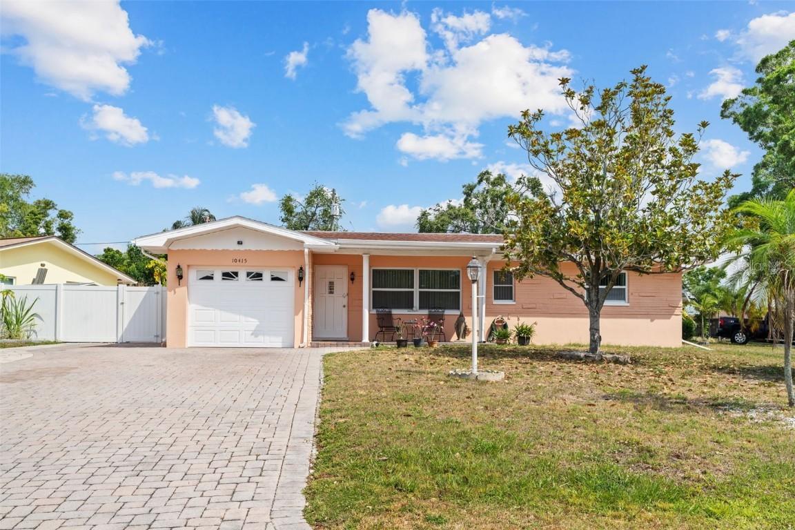 10415 124th Ter, Largo, FL 33773