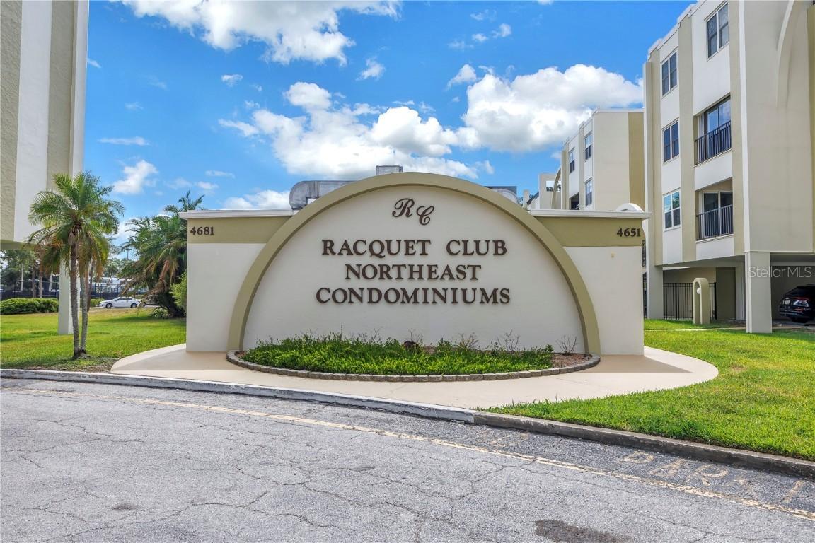 4651 1st St. #402, St Petersburg, FL 33703
