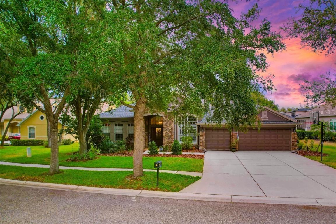 5825 Terncrest Dr., Lithia, FL 33547