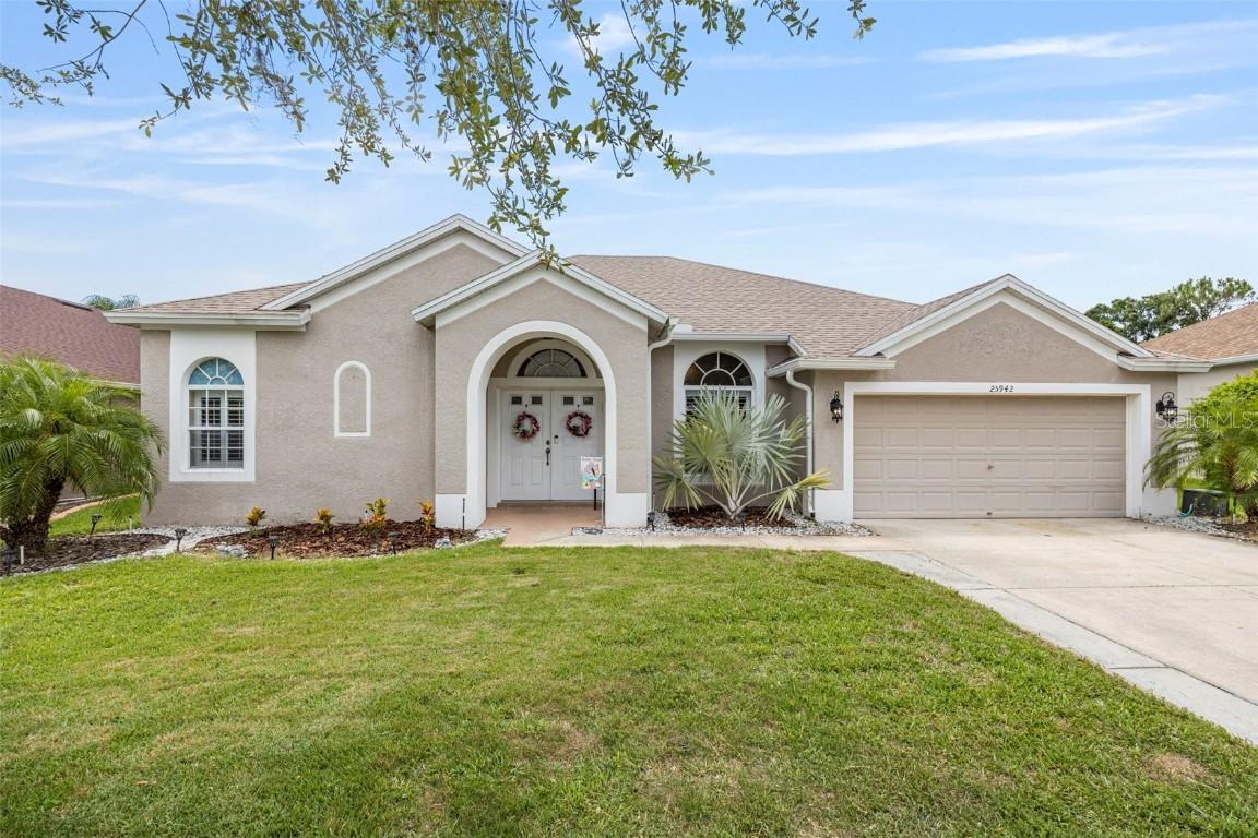 25942 Risen Star Dr., Wesley Chapel, FL 33544