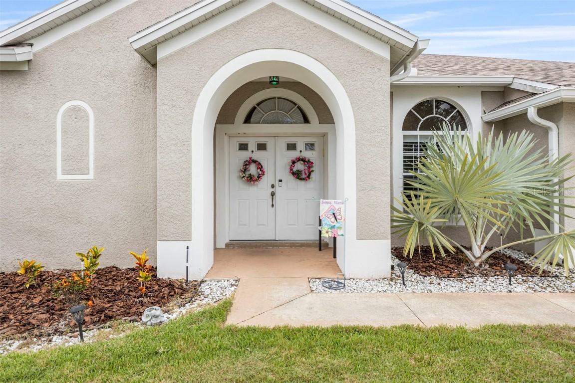 25942 Risen Star Dr., Wesley Chapel, FL 33544