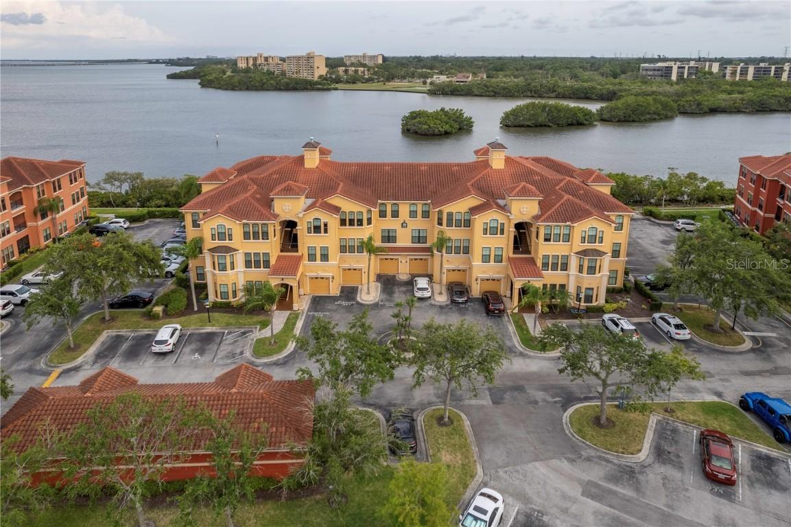 2739 Via Capri #1011, Clearwater, FL 33764