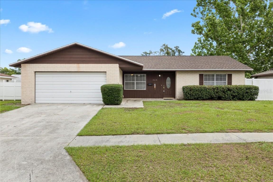 5213 Burr Pl., Seffner, FL 33584
