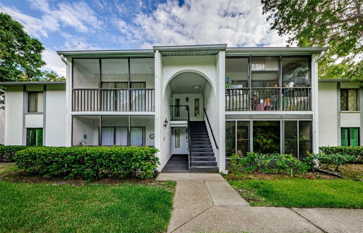 1170 Pine Ridge Cir. #C2, Tarpon Springs, FL 34688