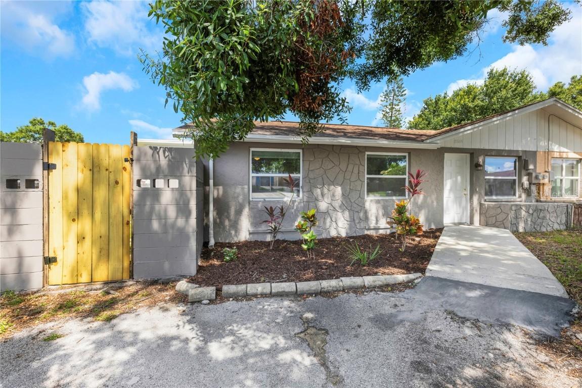 8805 Plum Grove Ct., Tampa, FL 33634