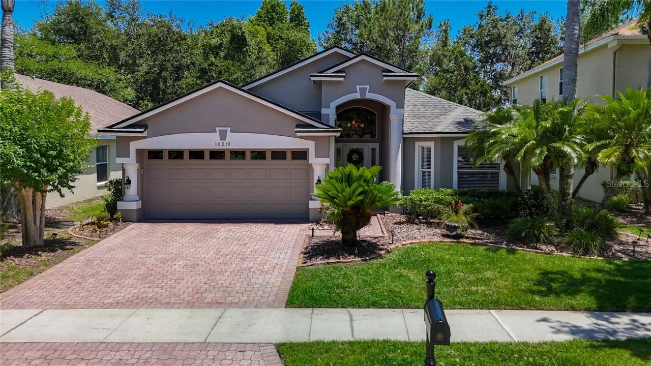 16219 Nottingham Park Way, Tampa, FL 33647