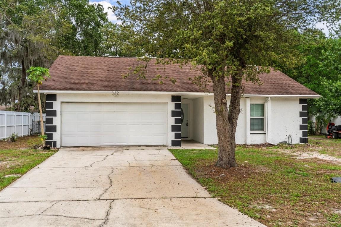 332 Sand Pine Tr., Winter Haven, FL 33880