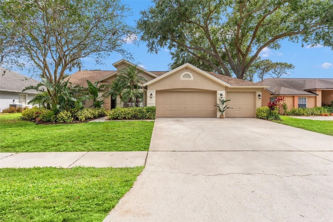 2713 Brianholly Dr., Valrico, FL 33596
