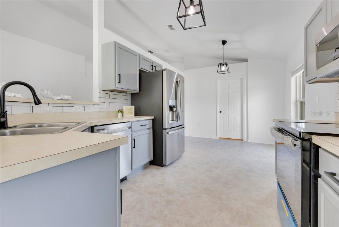 421 Sierra Mike Blvd., Lake Alfred, FL 33850