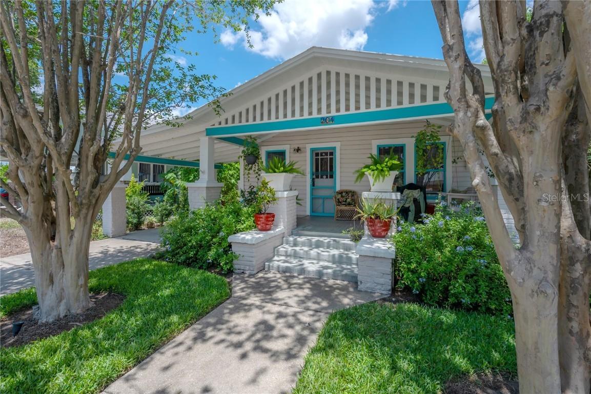 204 E North St., Tampa, FL 33604