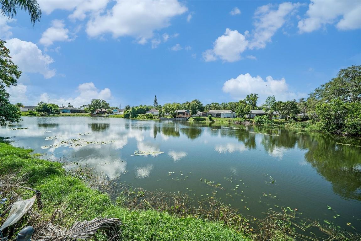 2632 Tung Dr., Holiday, FL 34691