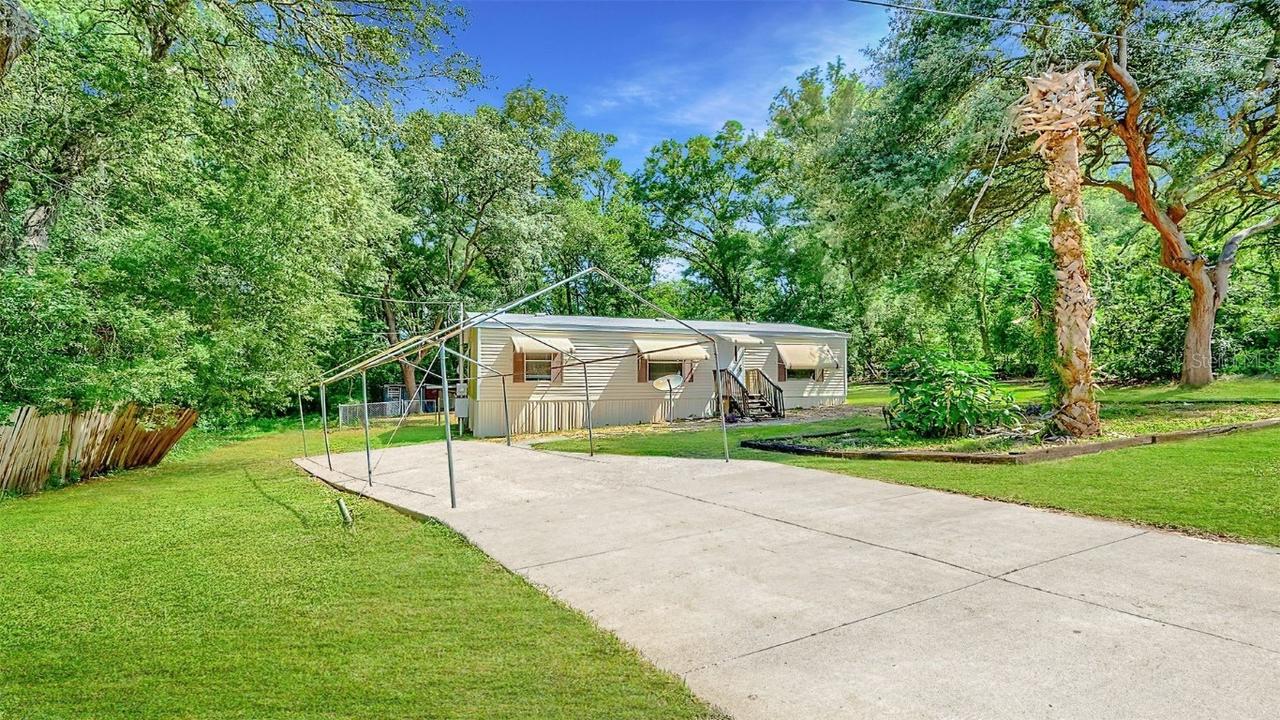 2433 E North St., Inverness, FL 34453