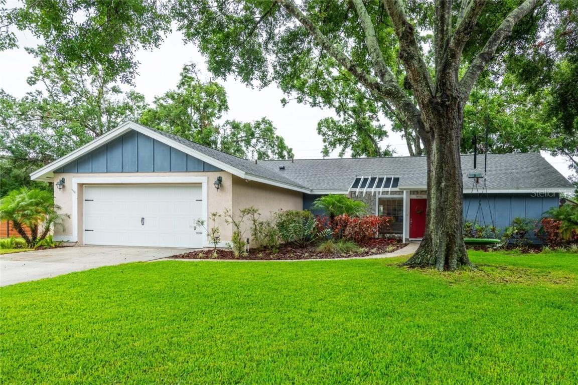 14902 Foxhound Pl., Tampa, FL 33624