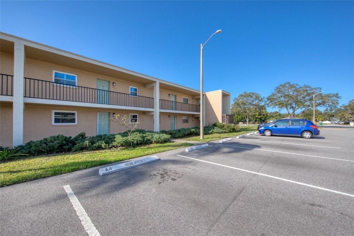12300 Park Blvd. #222, Seminole, FL 33772