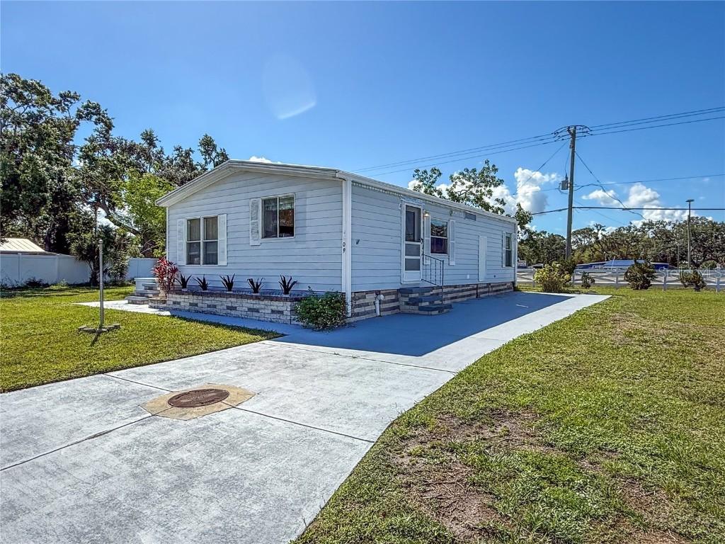 4609 10th Street Ct., Ellenton, FL 34222