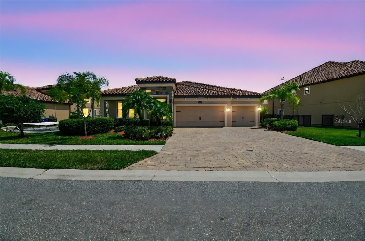 1839 Via Lago Dr., Lakeland, FL 33810
