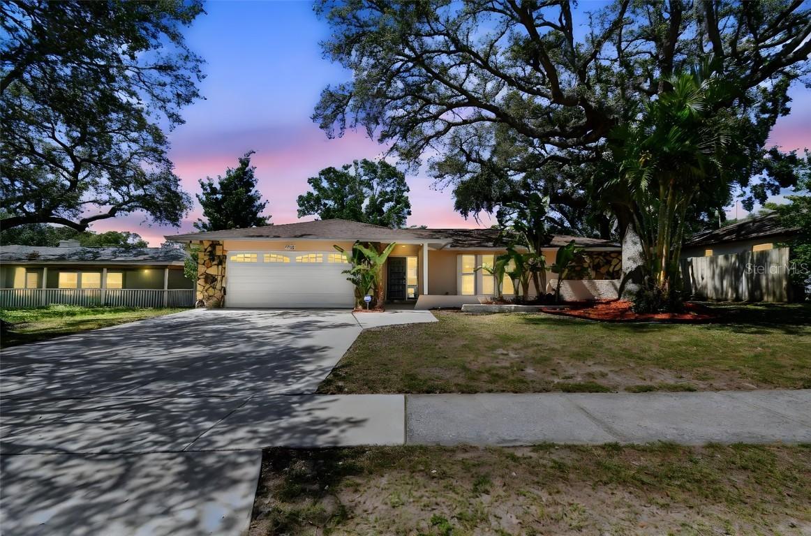 1666 Pine Pl., Clearwater, FL 33755