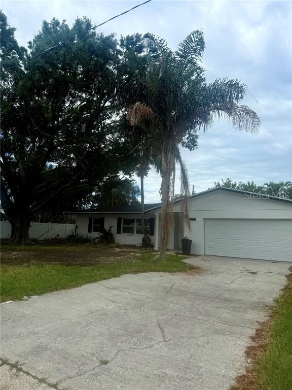 4824 Huntington St., St Petersburg, FL 33703