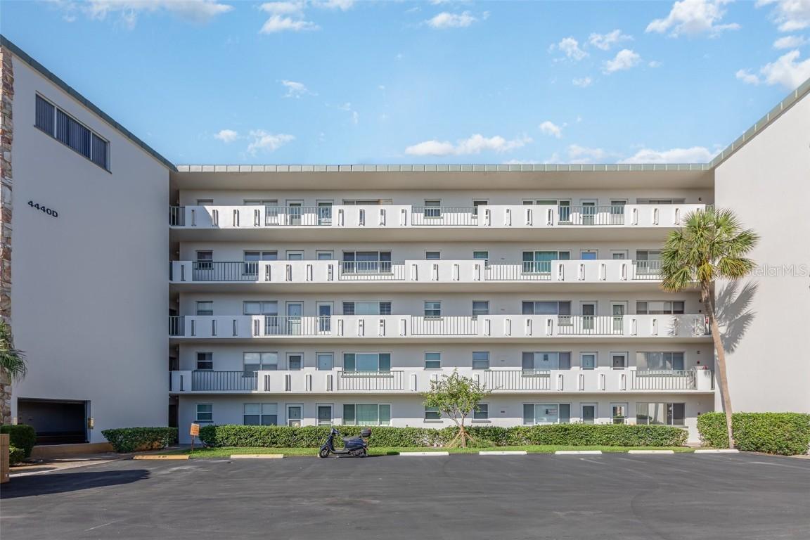 [Address Hidden by Seller], Bradenton, FL 34209