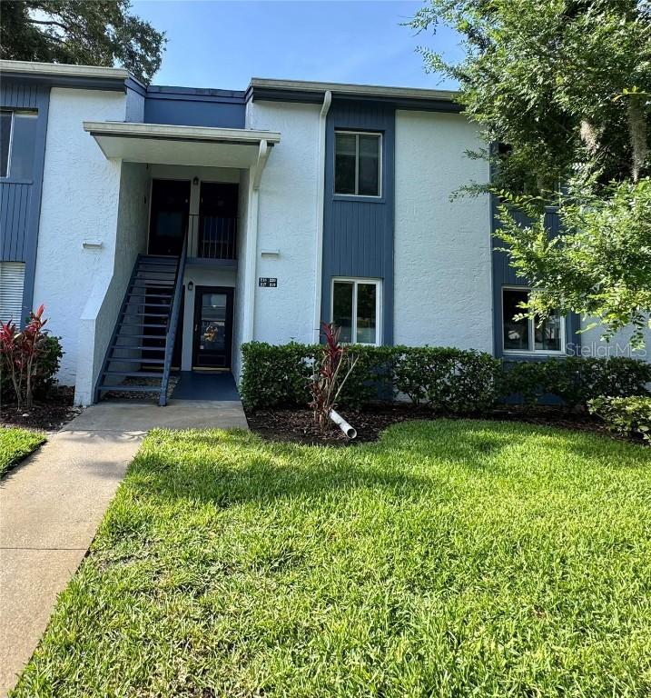 220 Cypress Ln., Oldsmar, FL 34677
