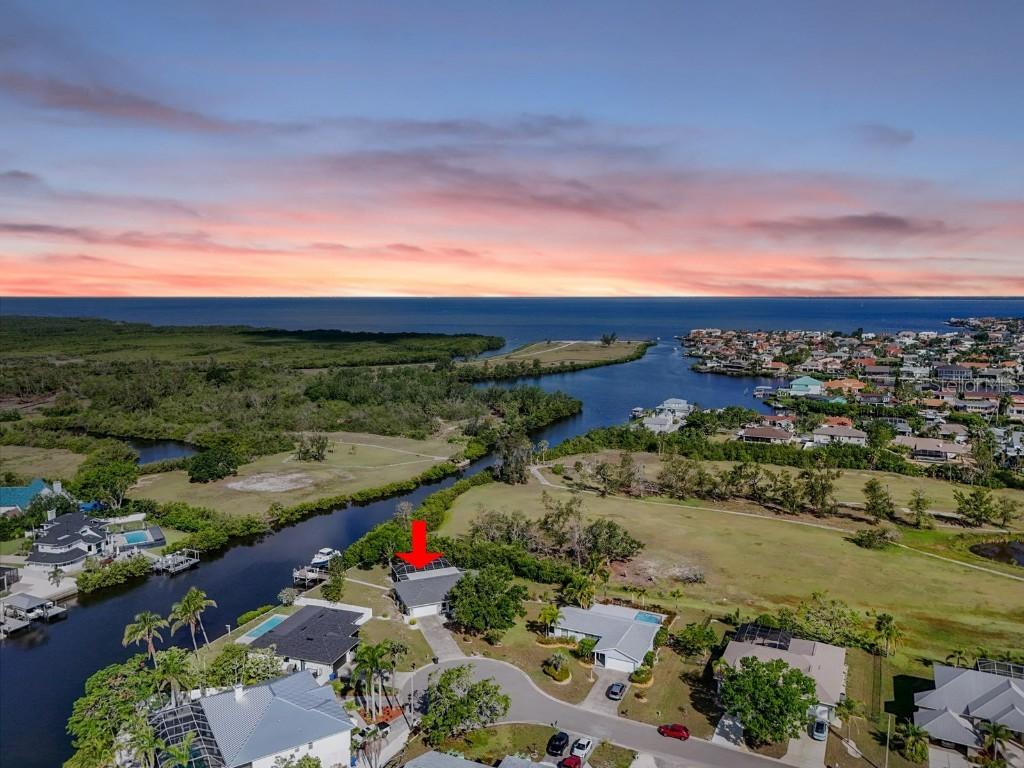 925 Eagle Ln., Apollo Beach, FL 33572
