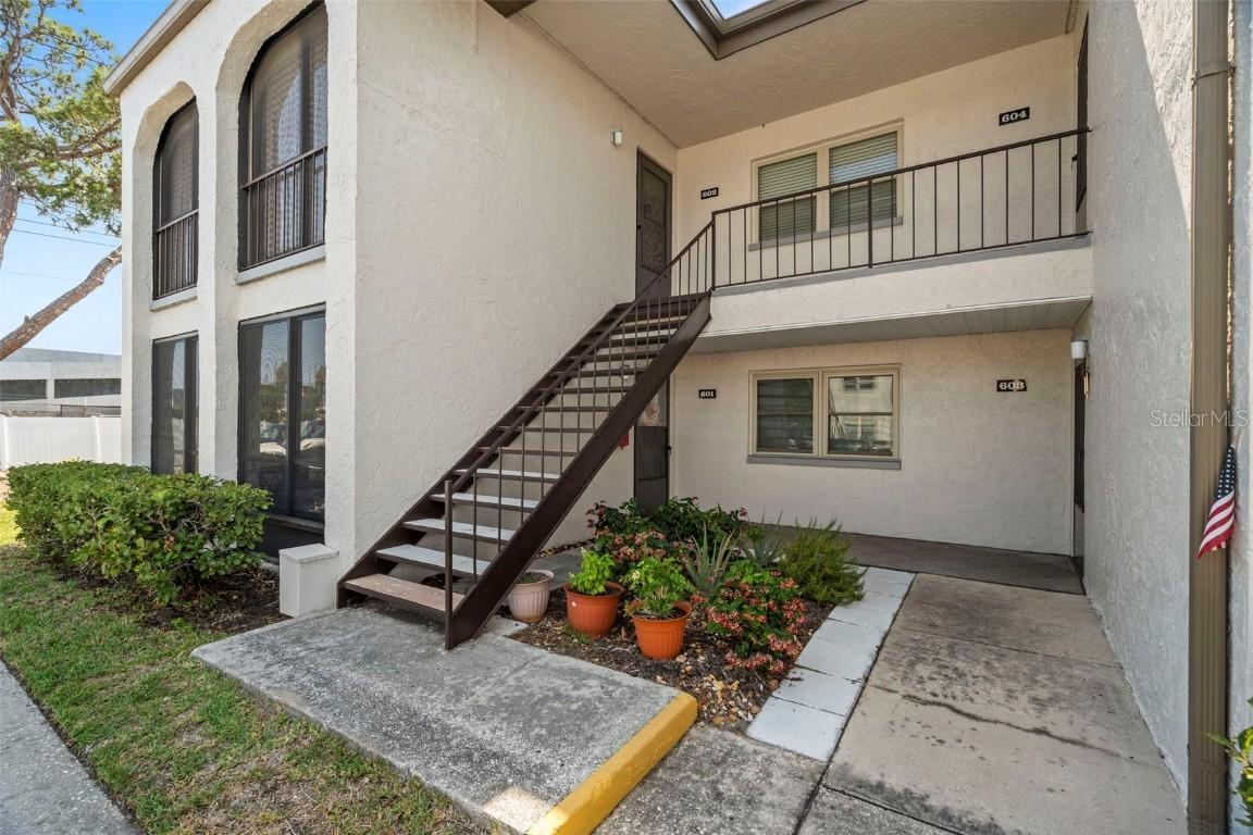 7701 Starkey Rd. #601, Seminole, FL 33777