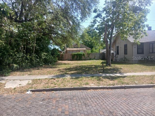 930 James Ave., St Petersburg, FL 33705