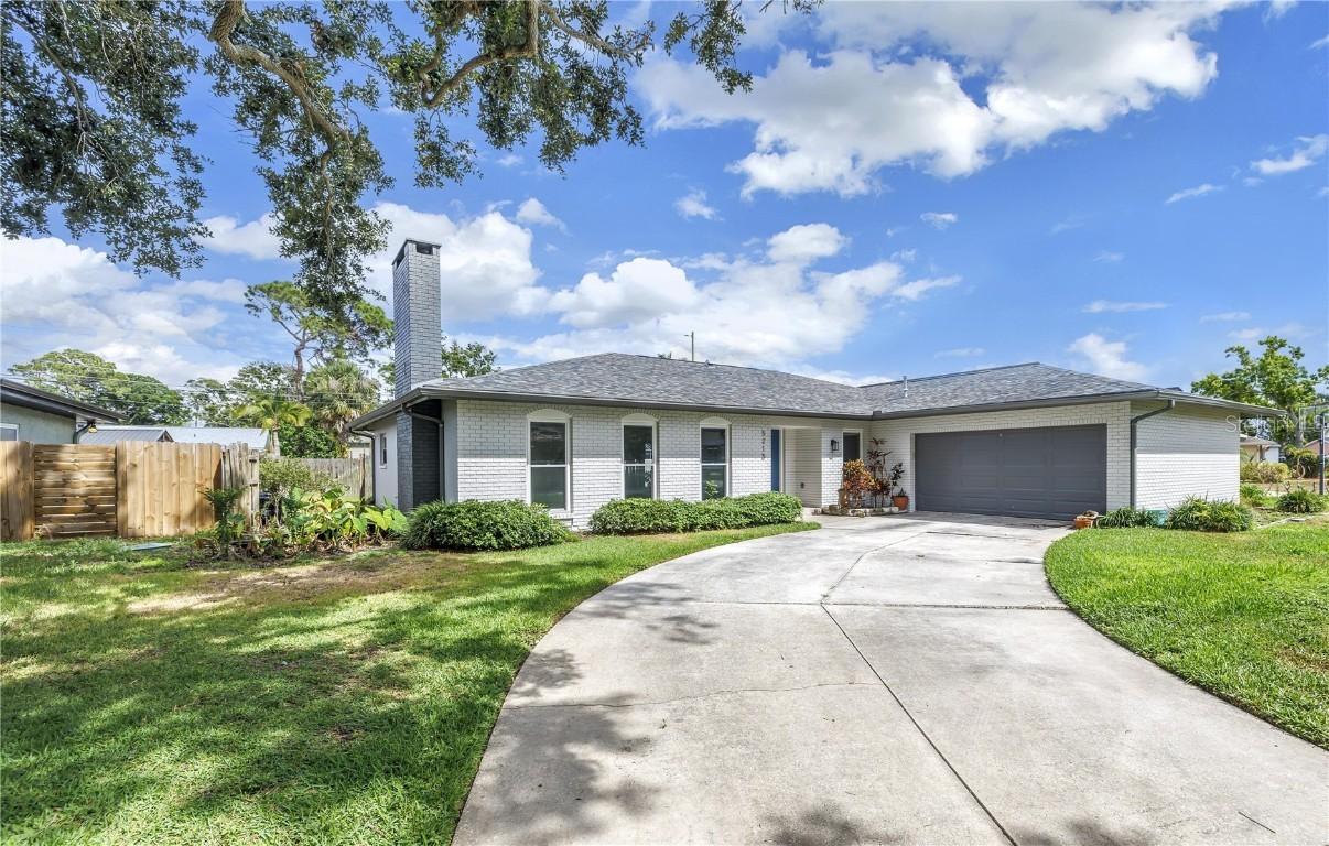 5215 Denver St., St Petersburg, FL 33703