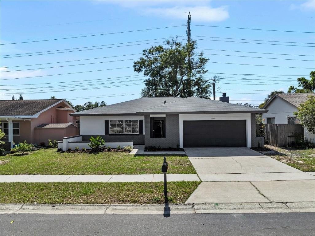 1948 Citrus Hill Ln., Palm Harbor, FL 34683