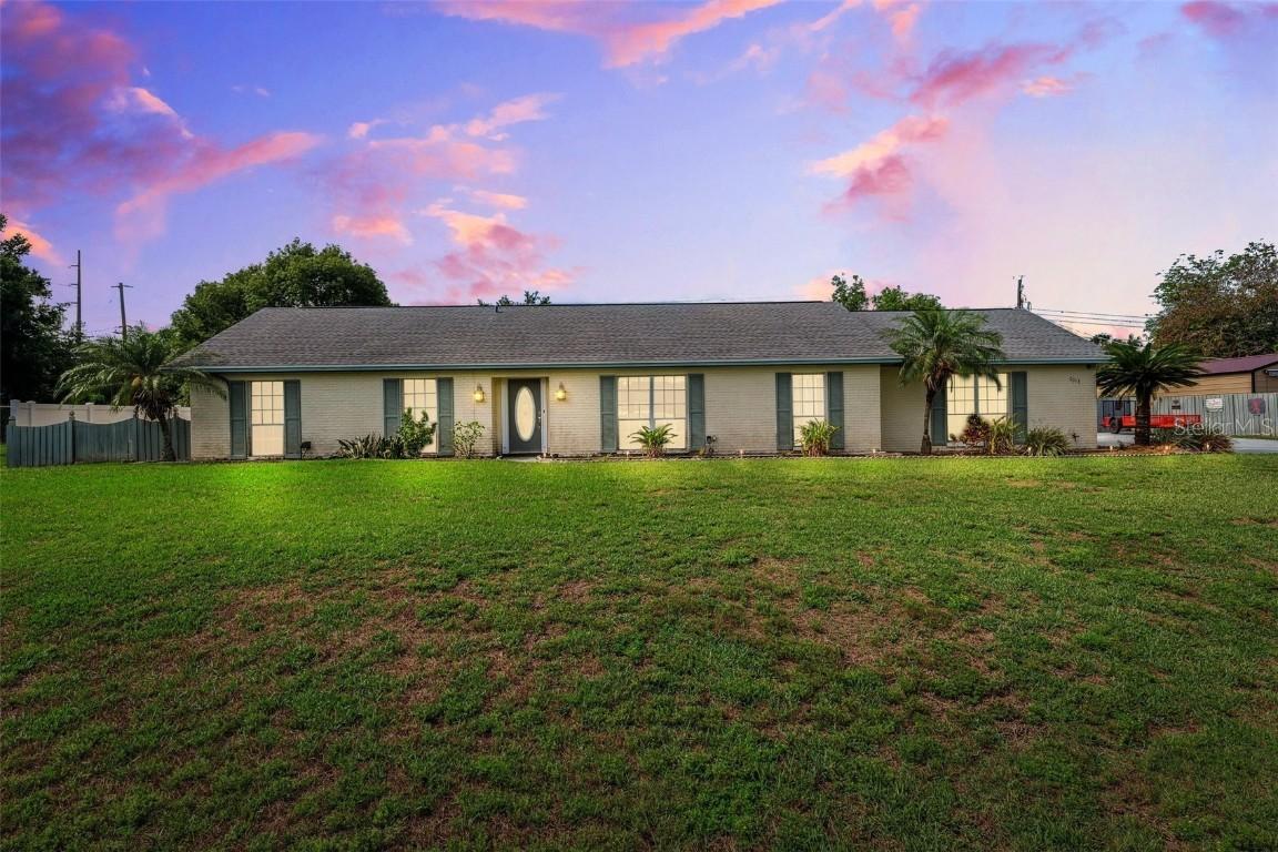 2013 Capri Rd., Valrico, FL 33594
