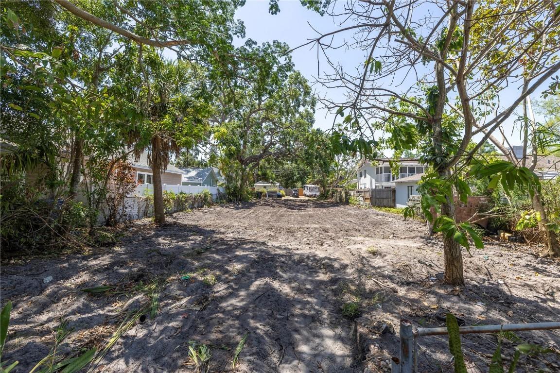 320 20th Ave., St Petersburg, FL 33705