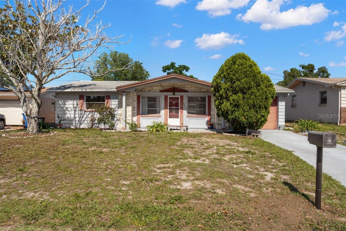 3348 Clydesdale Dr, Holiday, FL 34691