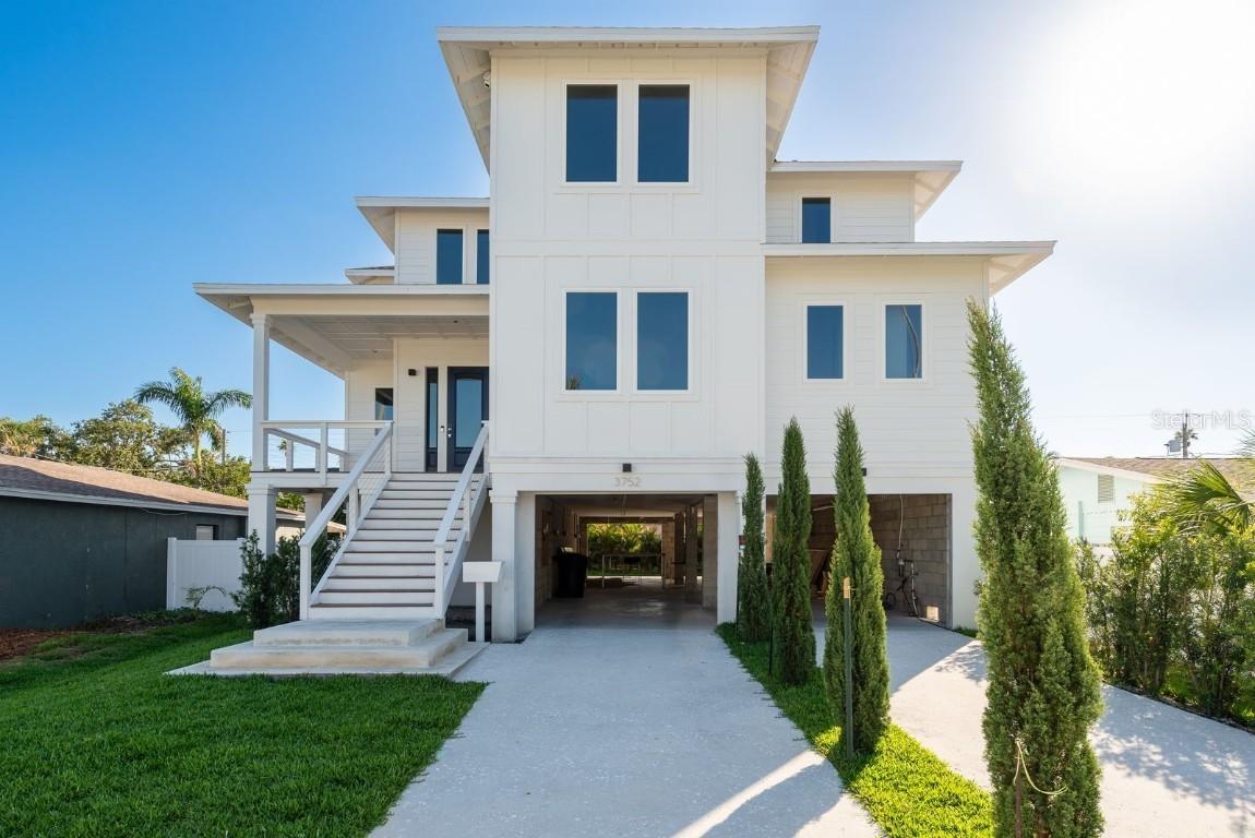 3752 Arkansas Ave., St Petersburg, FL 33703