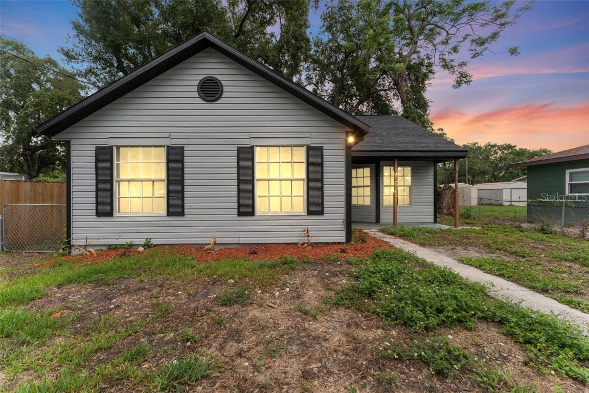 2313 Palm Ave., Seffner, FL 33584