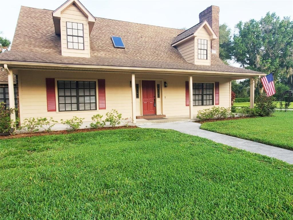 2615 Southern Oaks Pl., Plant City, FL 33566