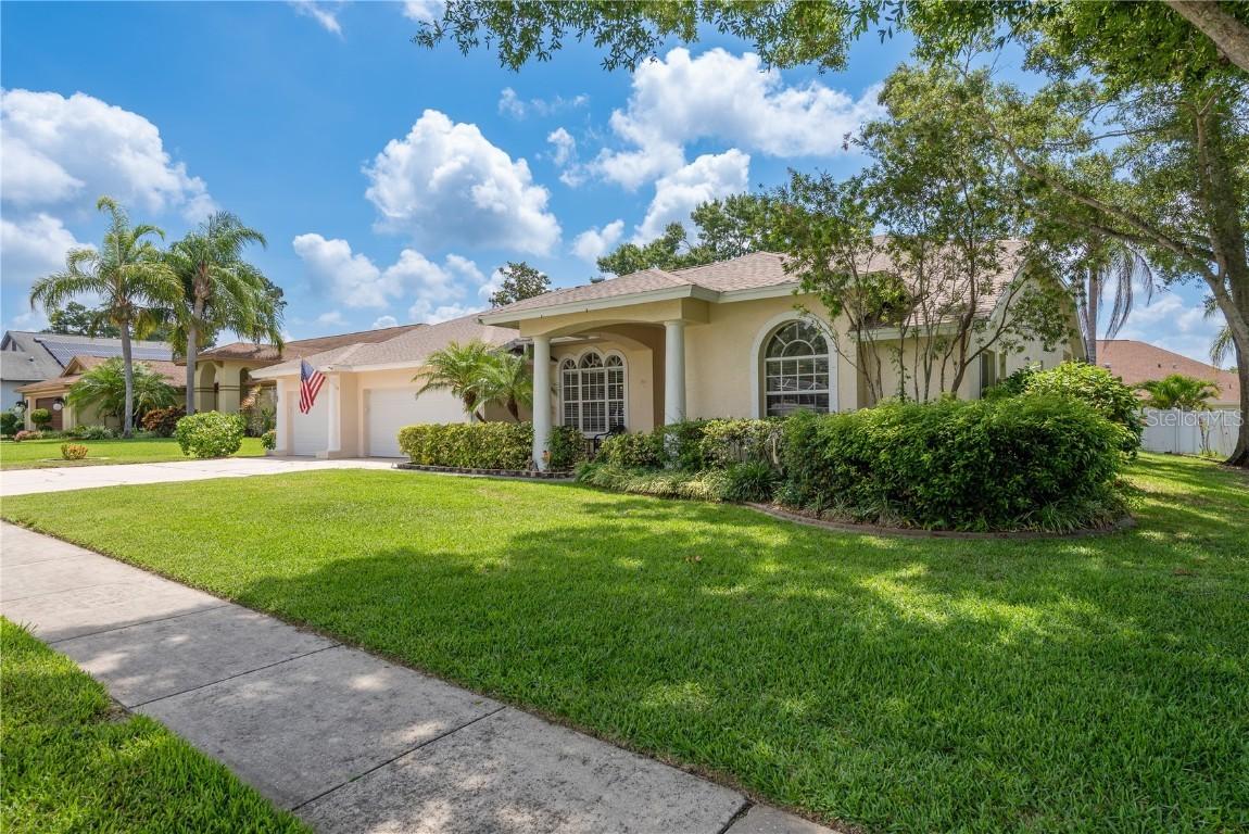 627 Belted Kingfisher Dr., Palm Harbor, FL 34683