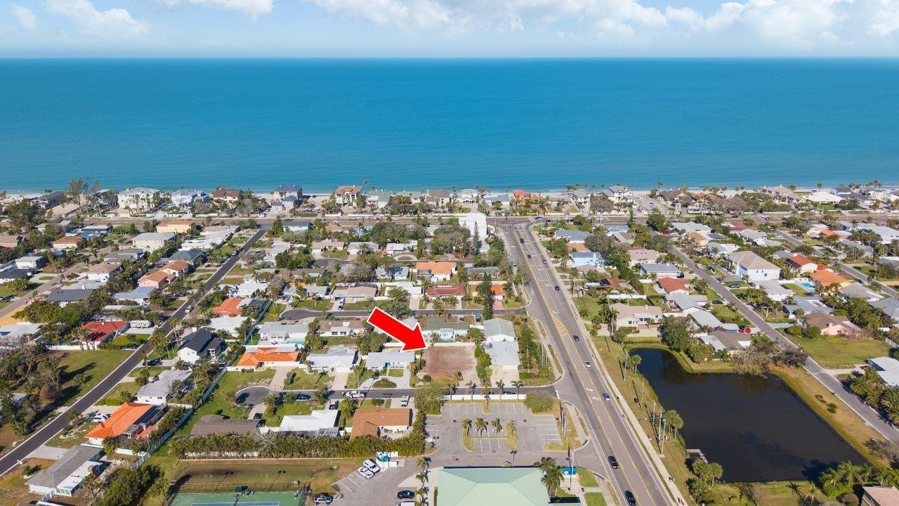 1020 Cedar Dr., Belleair Beach, FL 33786