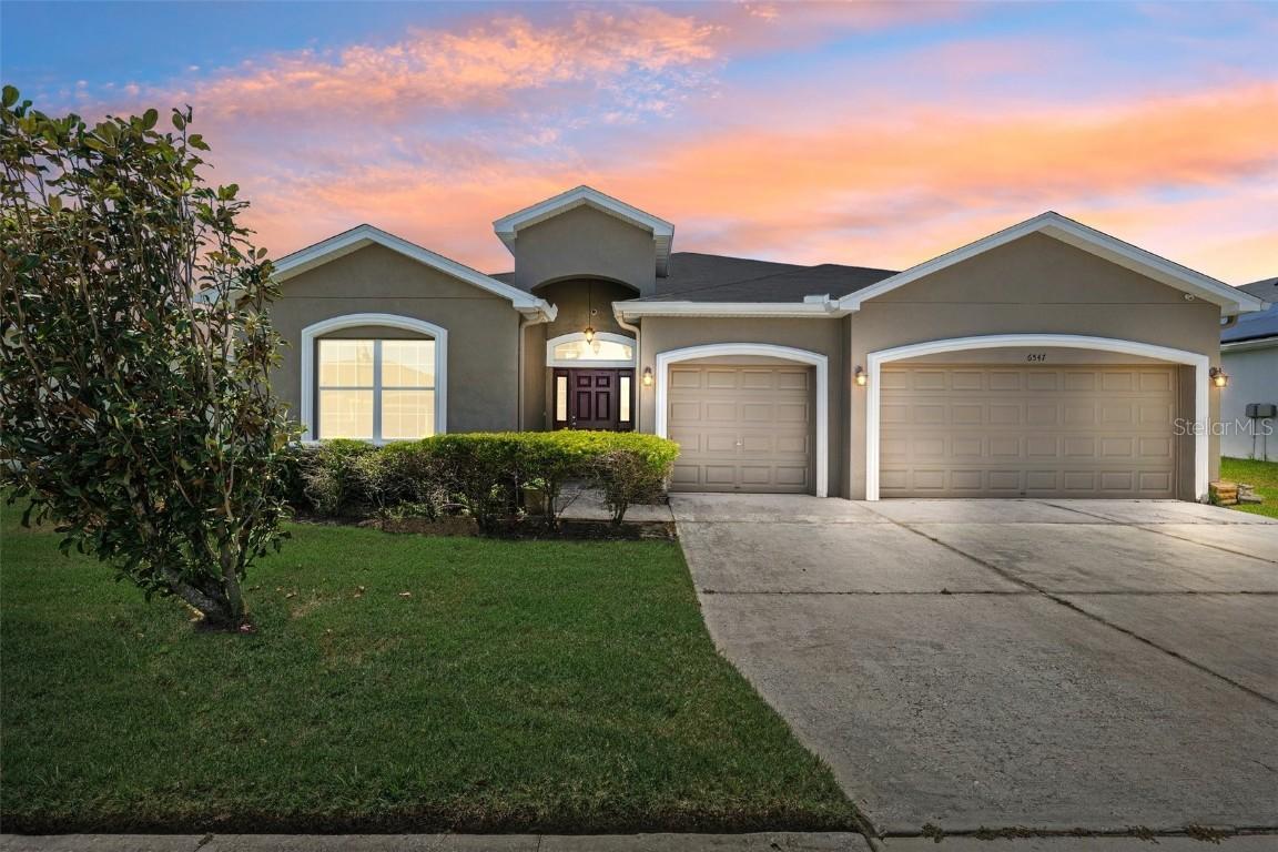 6547 Castle Green Pl., Zephyrhills, FL 33541