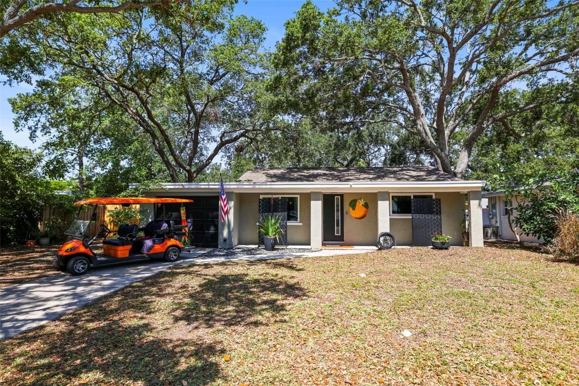 1516 Santa Anna Dr., Dunedin, FL 34698