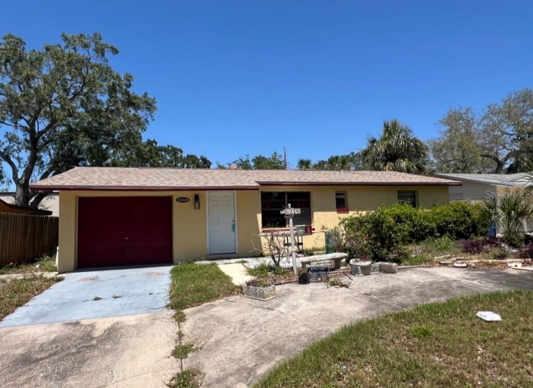 12049 132nd Ave., Seminole, FL 33778